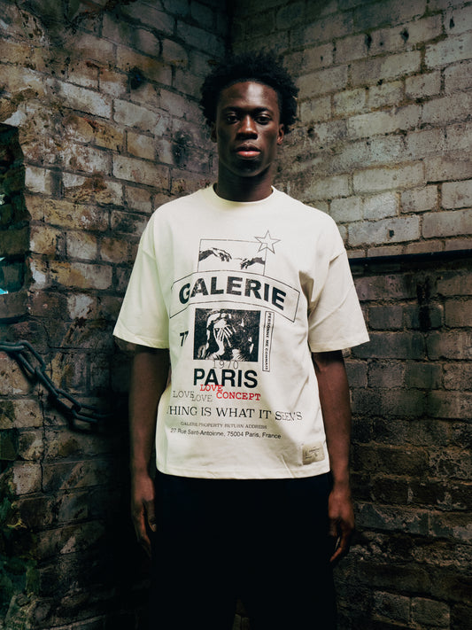 GALERIE CREAM GRAPHIC T-SHIRT